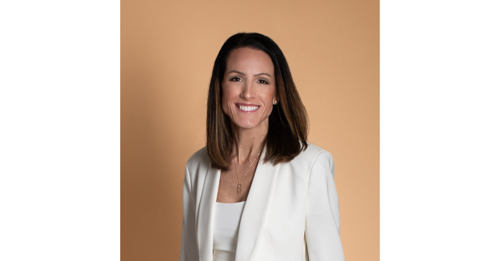 Vertosa's Diana Eberlein honored with Tempters Industry Leadership Award at the 2025 NACS Show