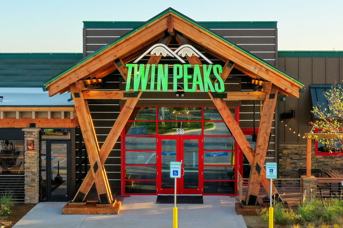 Twin Peaks Enters New Era Under Summit Acquisitions, LLC